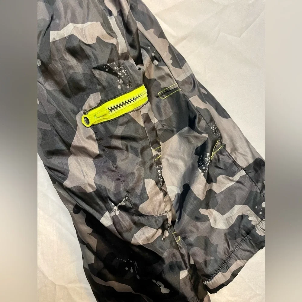 Old Navy 12-18 Month Toddler camo Snow ski snowboarding pants Preloved